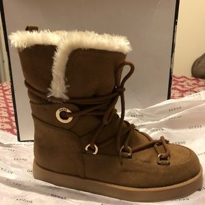 ARINA FAUX-FUR LACE-UP BOOTS WOMEN’S SIZE 6W  NIB